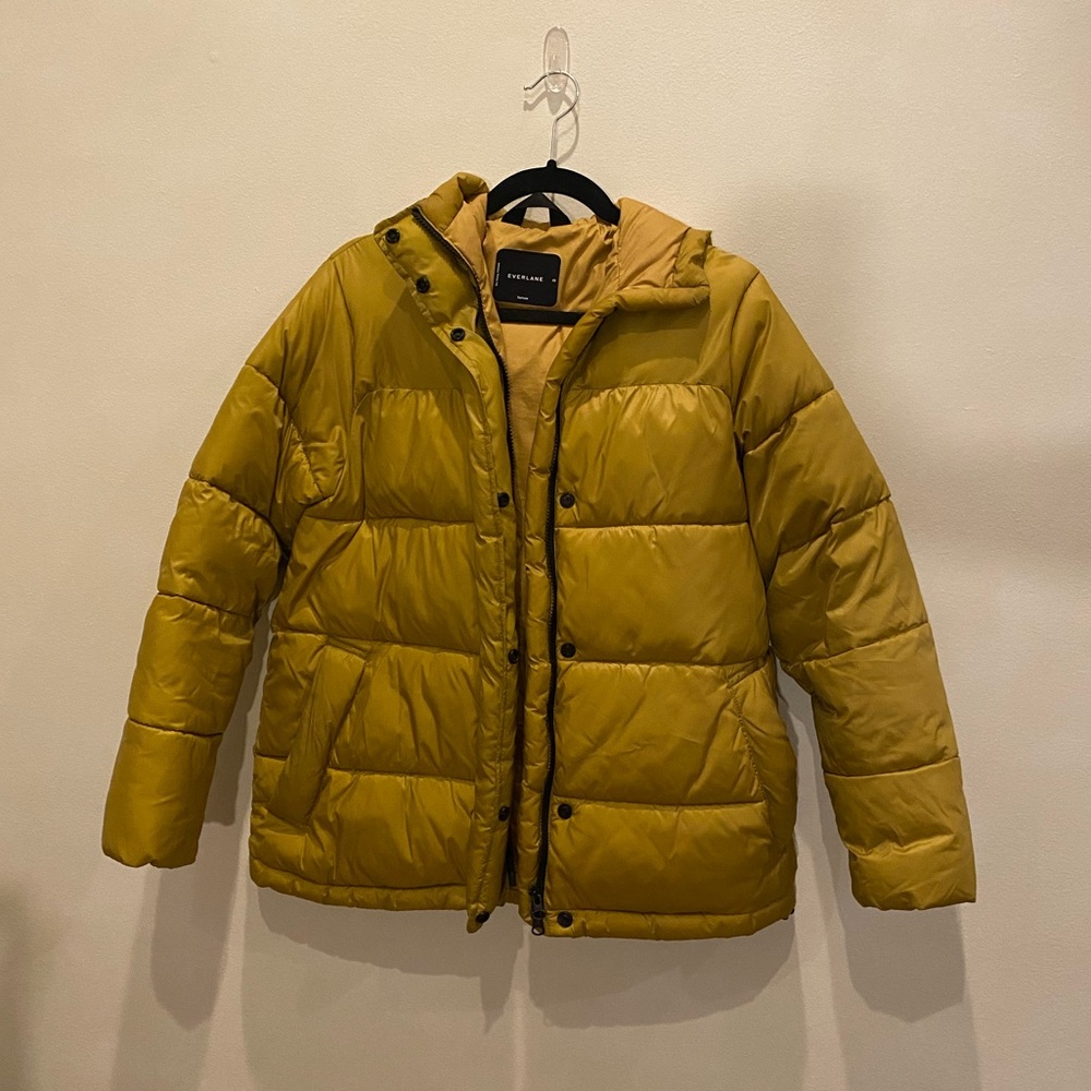 Everlane Renew Puffer in Discontinued Gold/Mustard